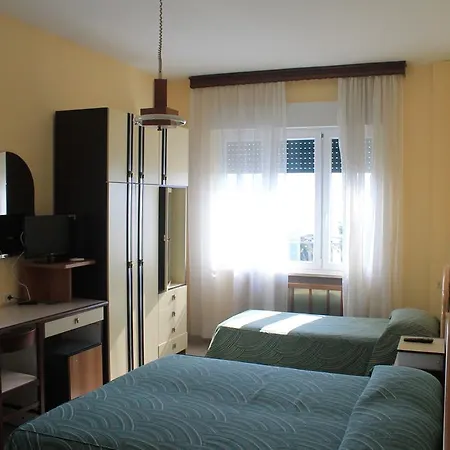 Отель Venezia New